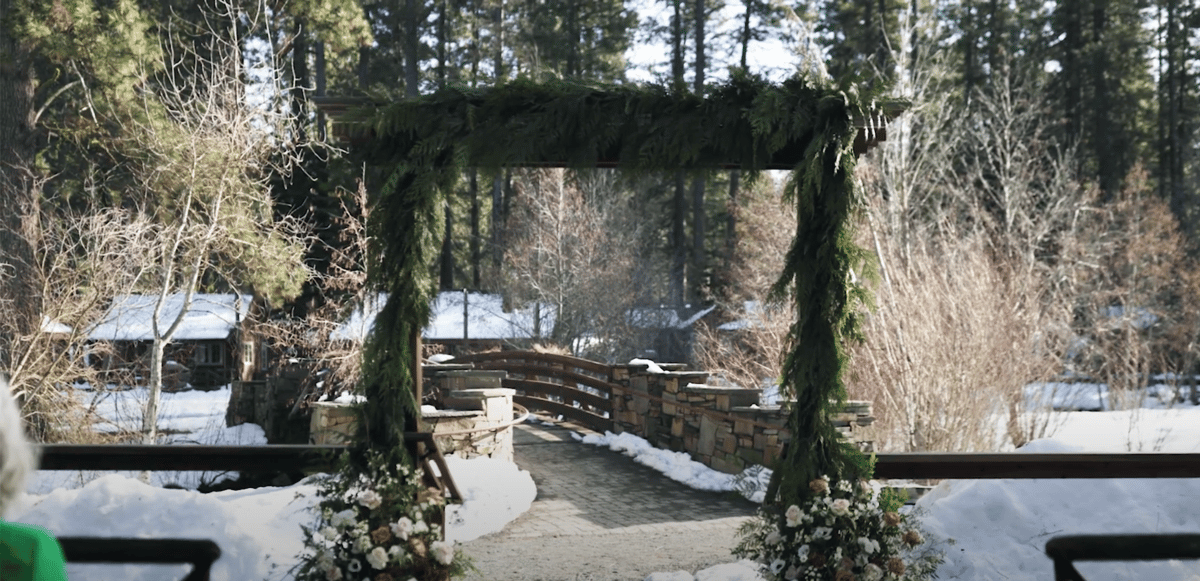 Camp Sherman, Oregon Winter Wedding Venue Video